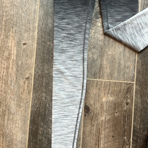 Lululemon Wunder Under Ombré leggings size 6 - Picture 4 of 9